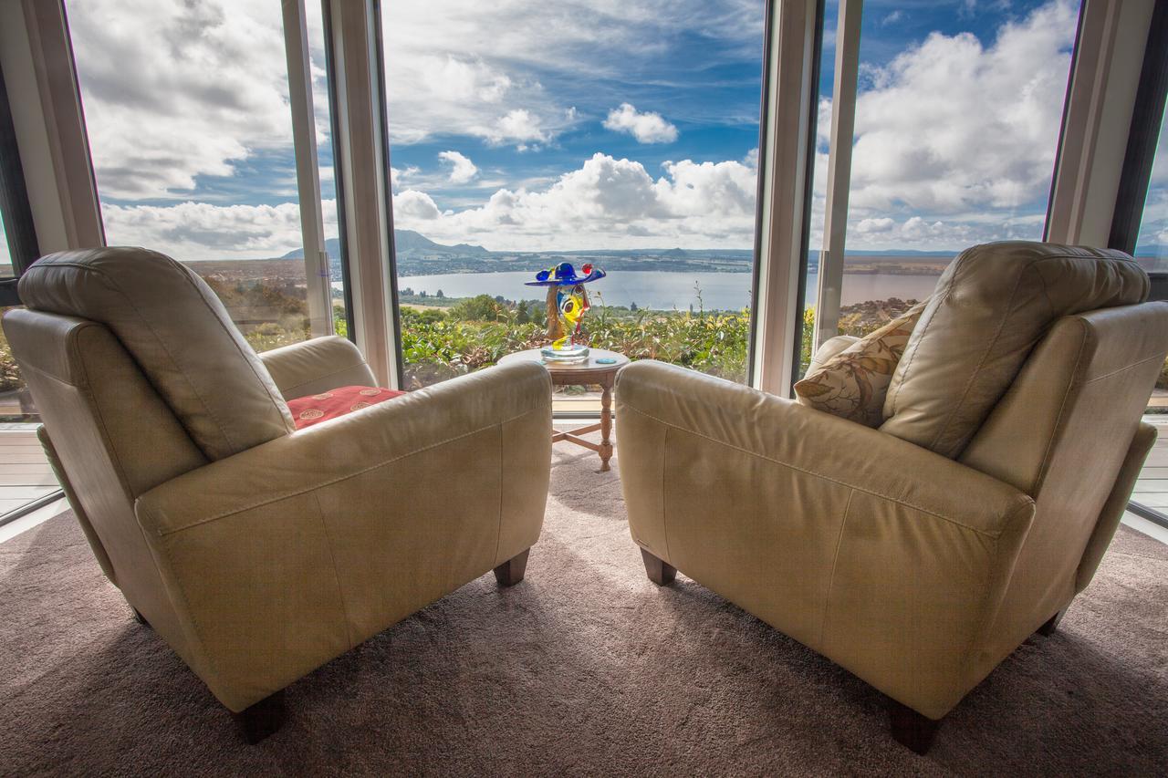Te Moenga Lodge Taupo Exterior foto