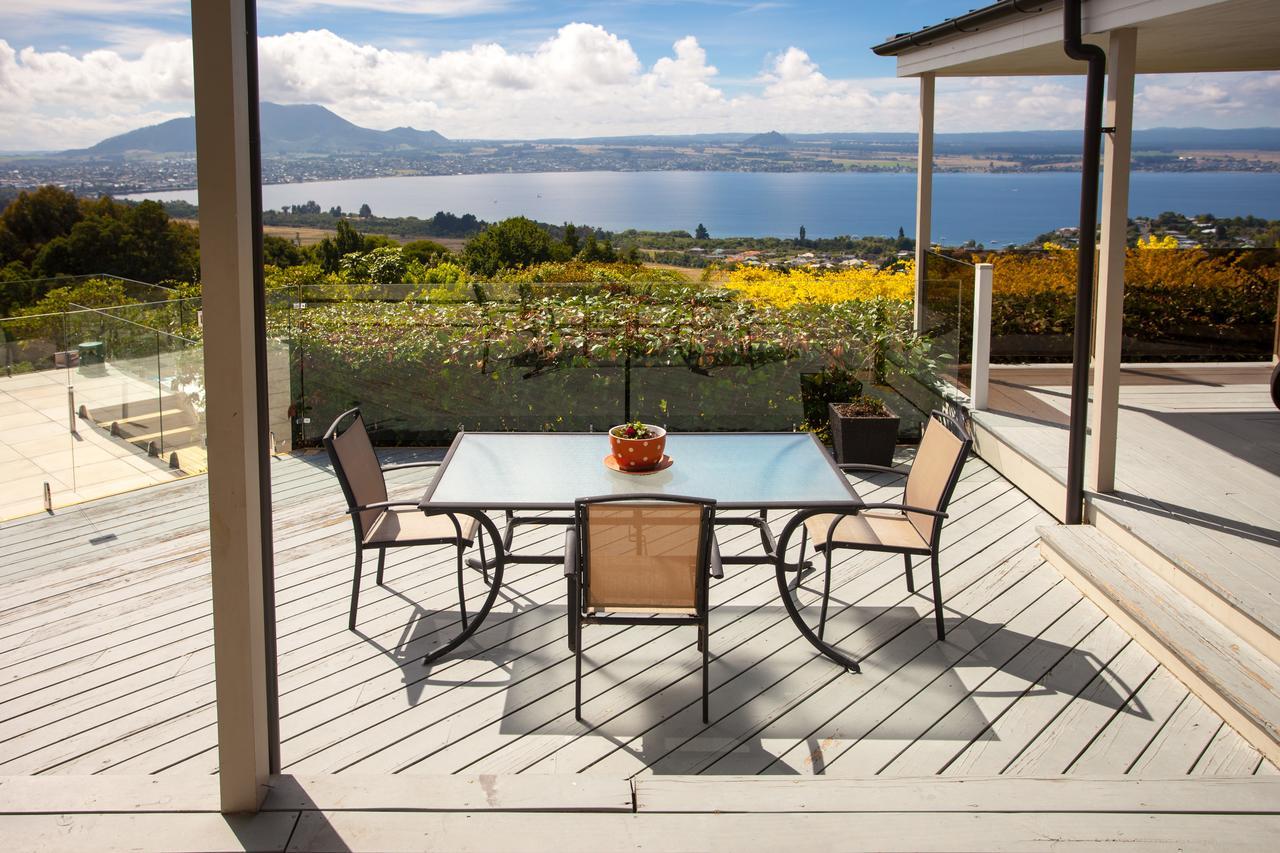 Te Moenga Lodge Taupo Exterior foto
